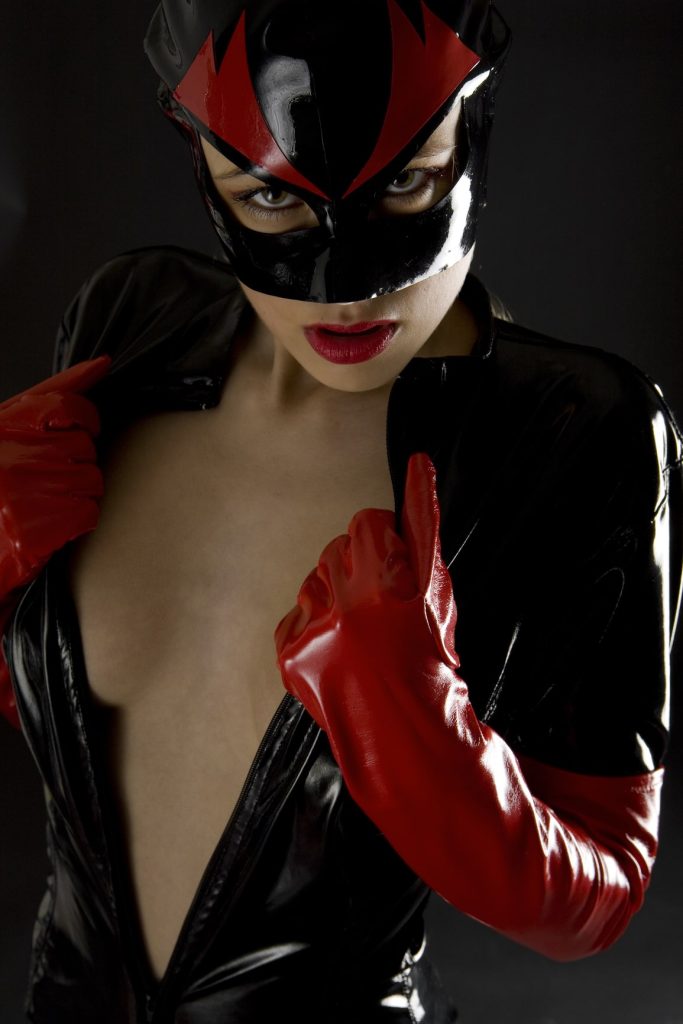 Sexual Party Games to Spice Up Your Sex L pic Sexual Party Games to Spice Up Your Sex L